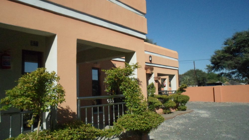 Gumare Executive Lodge Kültér fotó